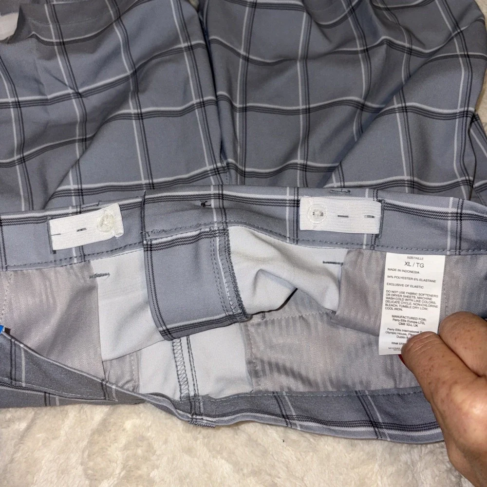 PGA Tour Shorts Boys Size XL‎ (18/20) Golf Stretch Waistband Plaid New Tags Gray